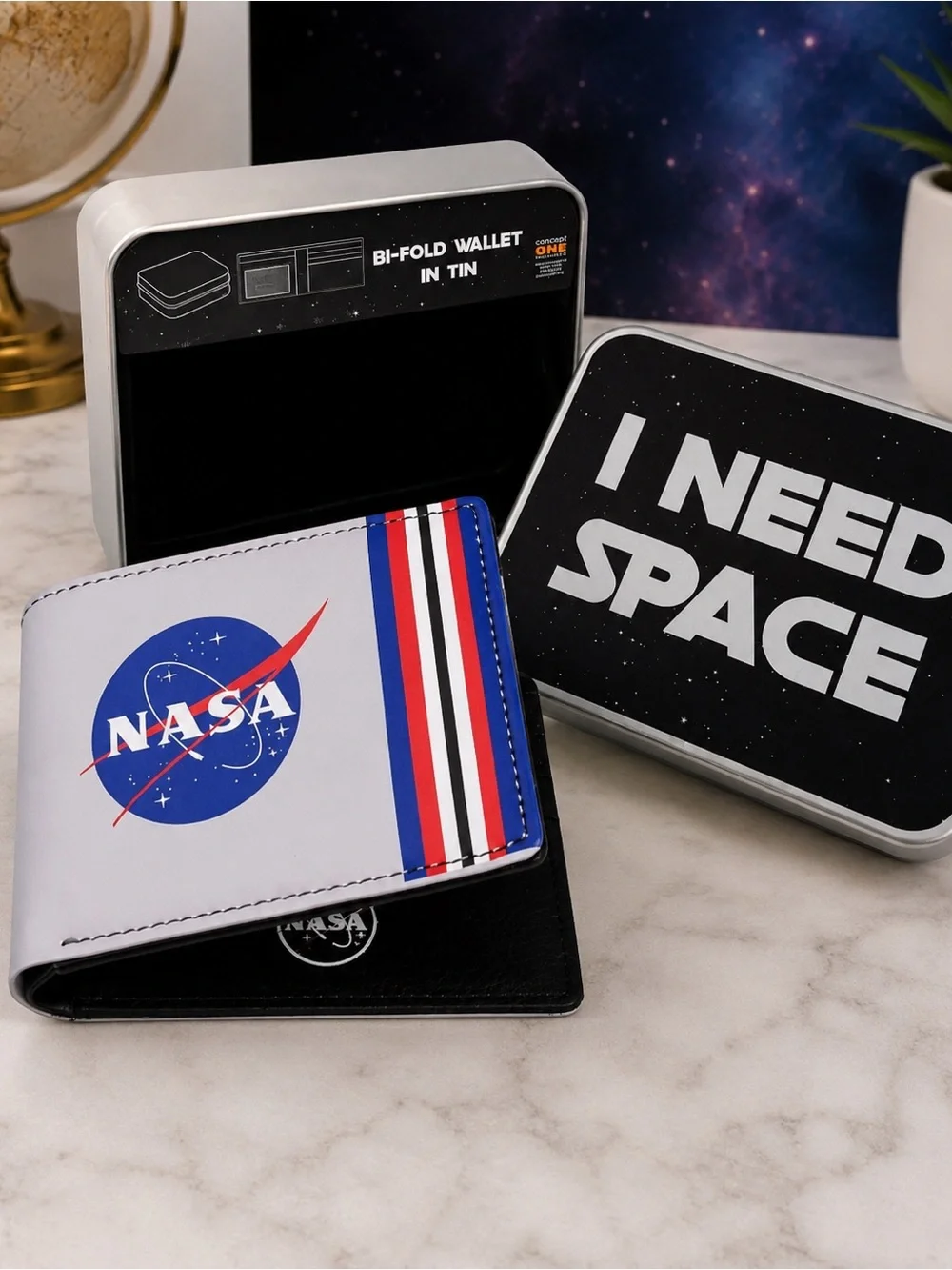 Concept One NASA Logo Bifold Wallet I Need Space Tin NAMS0001 New